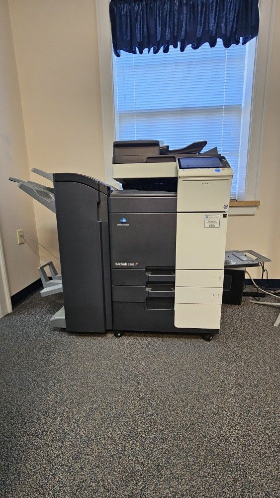 Konica Minolta Bizhub c258 Color Copier with Booklet Finisher MFP Copier