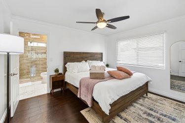 King Bed