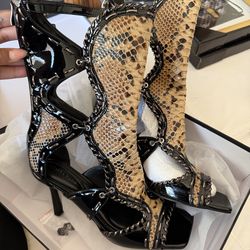 AKIRA Black Patent and Tan Snake-Print Strappy Stilettos , Size 11