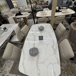 Dinning Table With 4 Chairs For Sale 