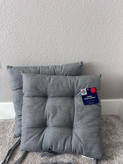 Indoor cushion set