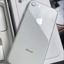 iPhone 8, Factorý  Únlocked.. Excellent Condition..