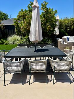 Outdoor Dining Set