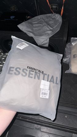 Essential hoodie
