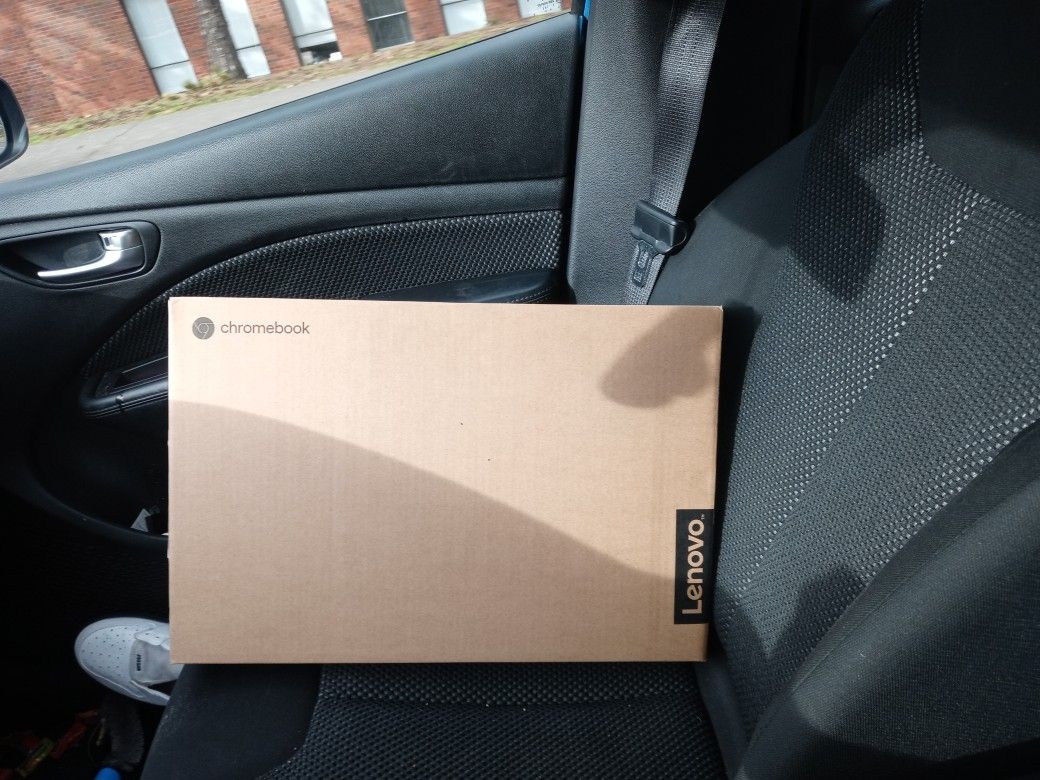 Brand New Lenovo Chromebook S330