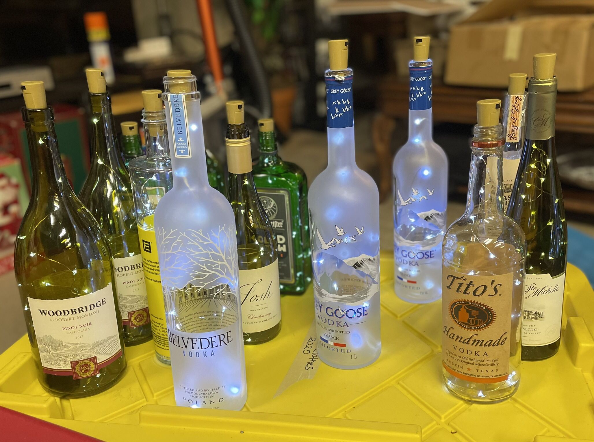 19 LED Light-Up Bottles