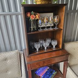 Vintage Mahogany Bar Cabinet w/ Pull Out Tray 