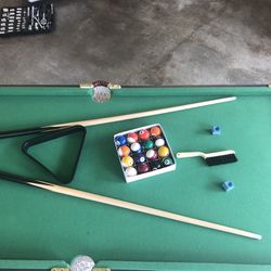 Portable 55’ Folding Billiards Pool Table