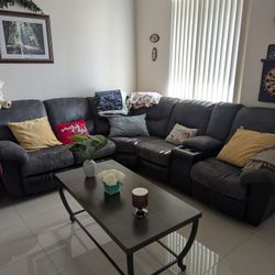 Curved L-Shaped Sofas