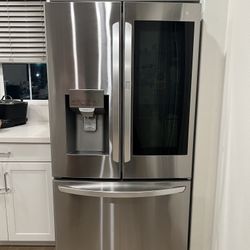 LG refrigerator, 26 cubic feet