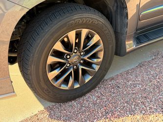 Wheels and tires, GX460