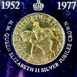 1 QUEEN ELIZABETH II SILVER JUBILEE CROWN COIN