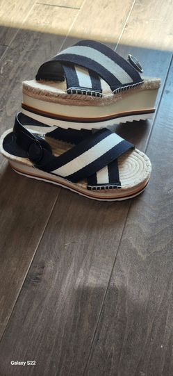 Marc Fisher shoes- sz8