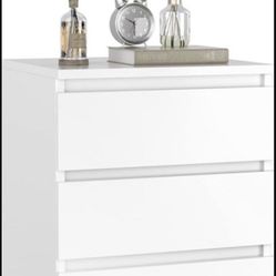 White End Table FPB042
