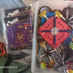 Legos Vintage  An Knex