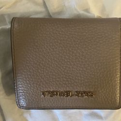 Michael Kors Woman’s Billfold