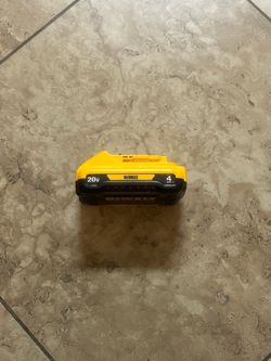 Dewalt 20v Compact 4ah Battery (NEW)