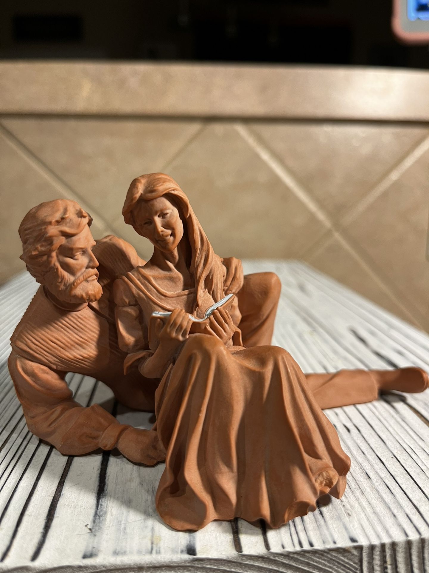John Inhoff Fine Arts Home Collection Man & Woman Relaxing while Reading Book