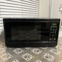 Hamilton Beach 1.1 cu. ft. Microwave 1000W Black