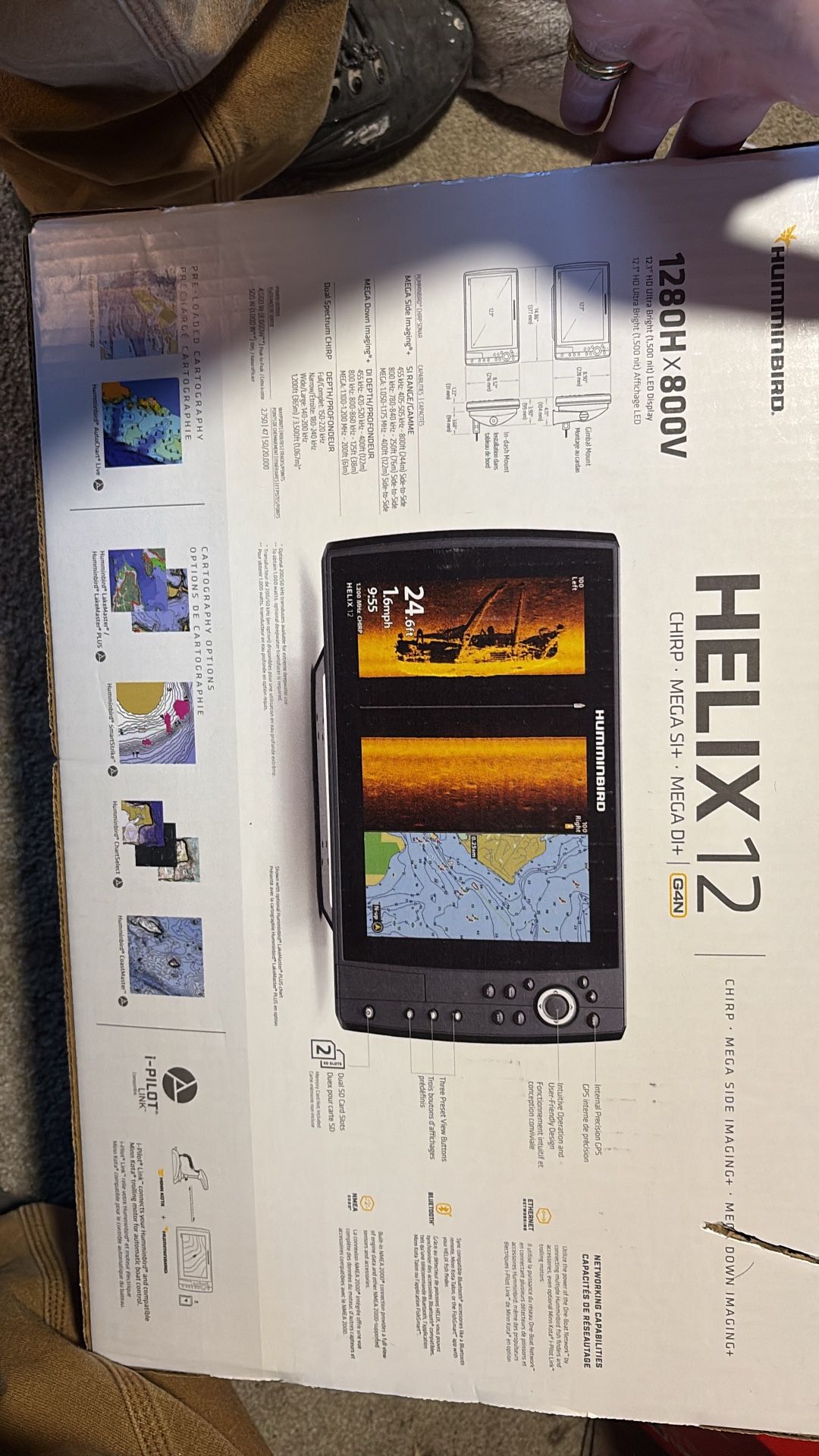 Hummingbird Helix 12 Fish finder