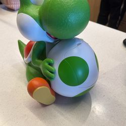 Yoshi Popcorn Bucket
