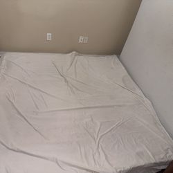 Memory foam mattress topper