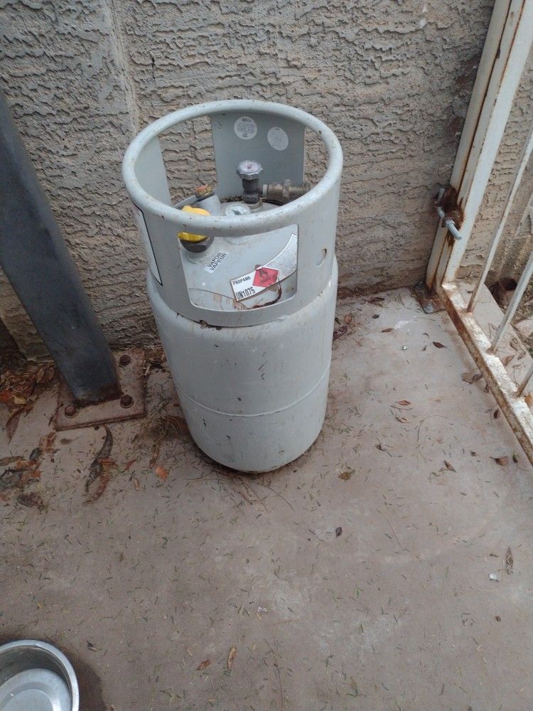 Forklift Propane Tank