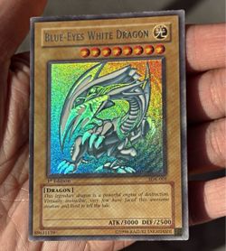2002 Yugioh Blue-Eyes White Dragon SDK-001 Kaiba Ultra Rare Foil 1st Edition
