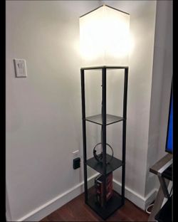 Like new Shelf lamp