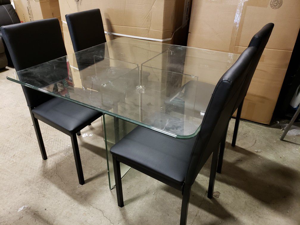 New 5pc dining room table set tax included