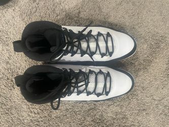 Jordan 9 university blue SIZE 13