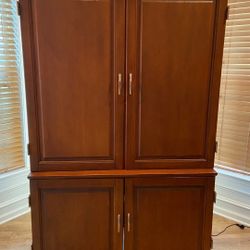 Moving Out!!! Awesome Office Desk / All in one organizer. SOLID WOOD