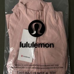 LULULEMON JACKET 