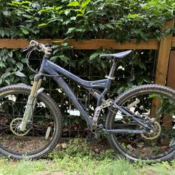 Specialized StumpJumper Mountain Bike - Make An Offer! 