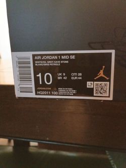Air Jordan 1 Mid SE