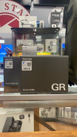 Ricoh GRIIIx HDF