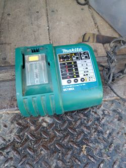 Makita  charger