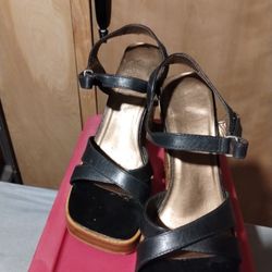 Size 8 Black Thick High Heel Platform Shoes
