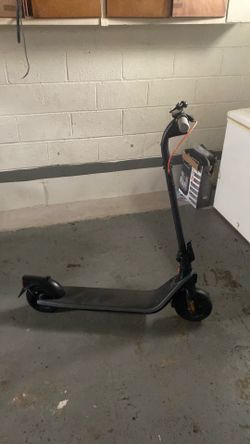 Nine Bot Electric  scooter  used like new  had it for like 3 months  no charger included goes 15.5mph 4 different modes