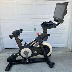 NordicTrack S22i Studio Cycle - Like New