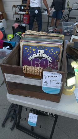 Garage sale !! 10/17/26