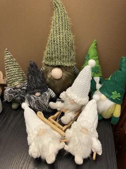 Gnomes Galore — Lot of 8 Plush Gnomes (3 Sets)