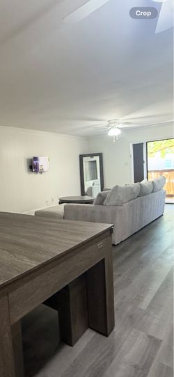 ✨ Modern Chaise Sofa – Excellent Condition ✨