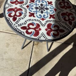 ♦️RED TABLE♦️