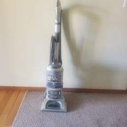 Shark Vacuum Cleaner 