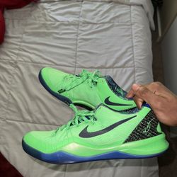 Kobe 8 Superhero 