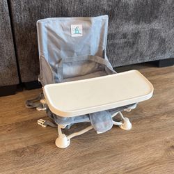 Booster Seat With Tray 