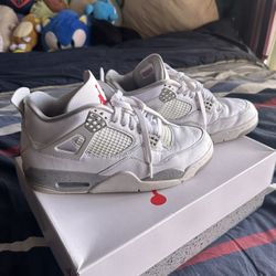 Air Jordan 4 Retro ‘White Oreo’ (2021) – Size 9.5