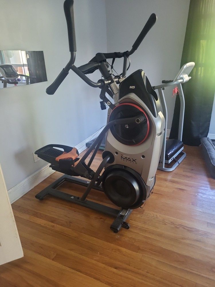 Bowflex Max Trainer M5