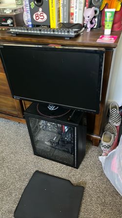 Omen PC and ASUS Monitor